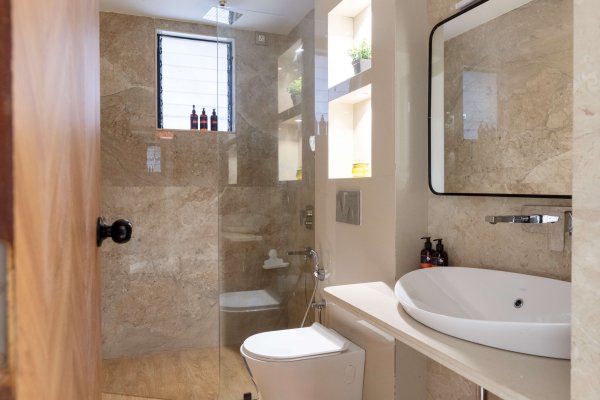 Image Title Goes Here