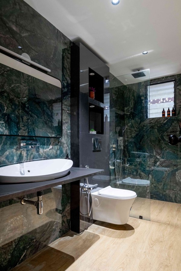 Image Title Goes Here