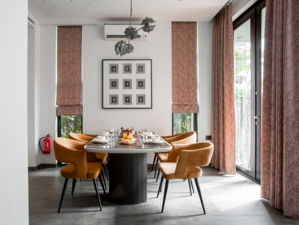 Image Title Goes Here