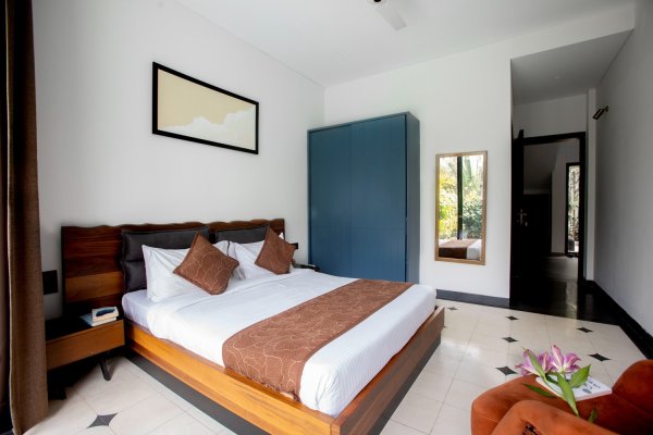 Image Title Goes Here