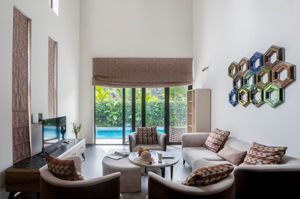 Image Title Goes Here