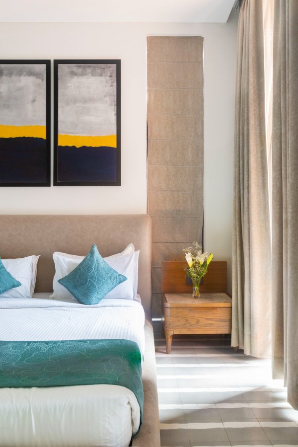 Image Title Goes Here