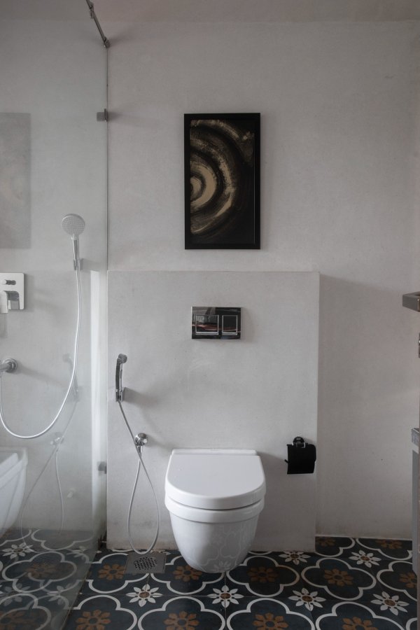 Image Title Goes Here