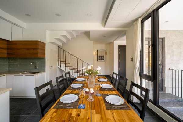 Image Title Goes Here