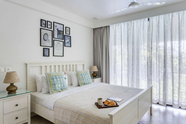 Image Title Goes Here