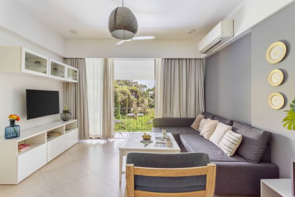 Image Title Goes Here