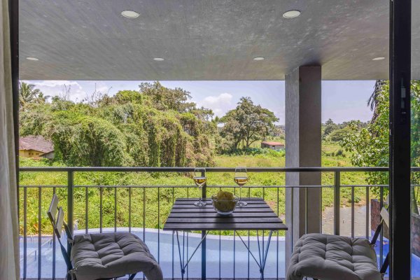 Image Title Goes Here