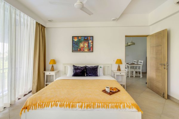 Image Title Goes Here