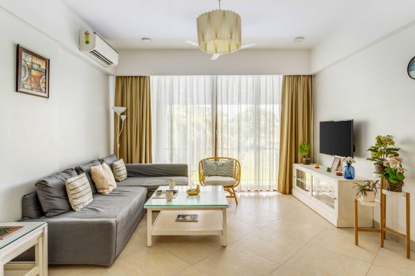 Image Title Goes Here