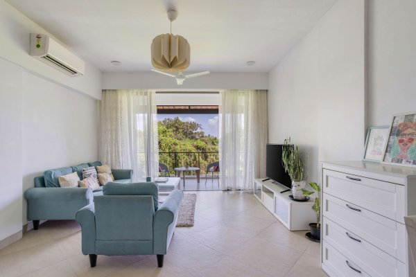 Image Title Goes Here