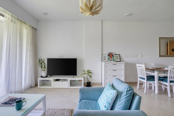 Image Title Goes Here