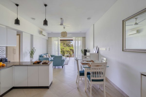 Image Title Goes Here