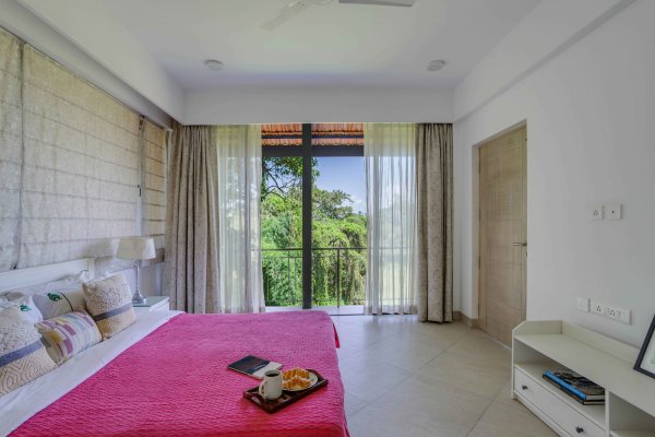 Image Title Goes Here