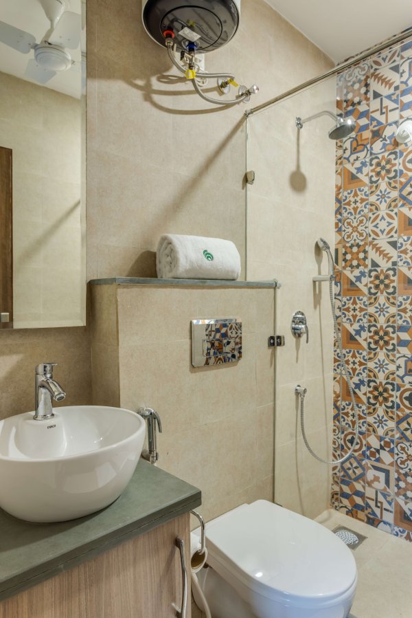 Image Title Goes Here