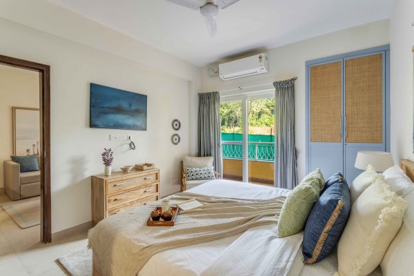 Image Title Goes Here