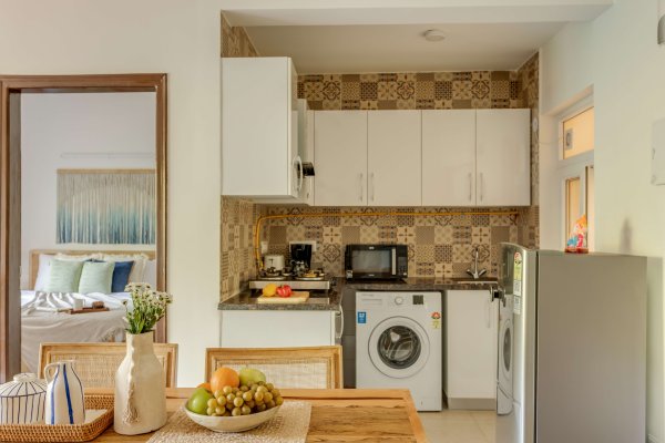 Image Title Goes Here