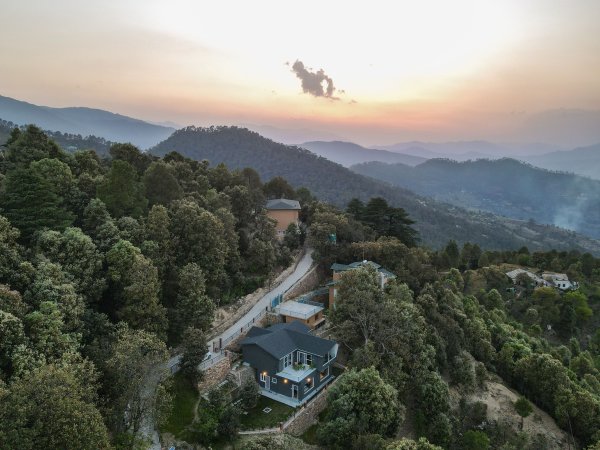 Image Title Goes Here