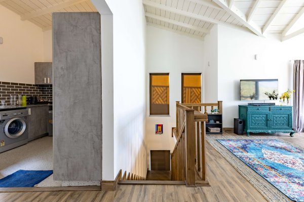 Image Title Goes Here