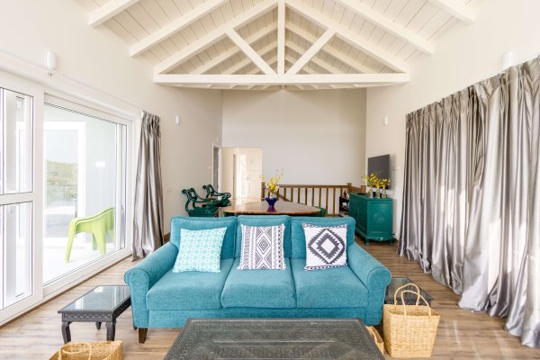 Image Title Goes Here