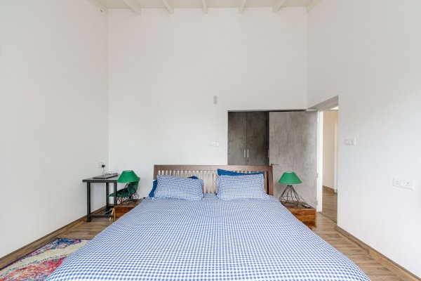 Image Title Goes Here