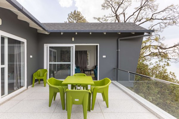 Image Title Goes Here