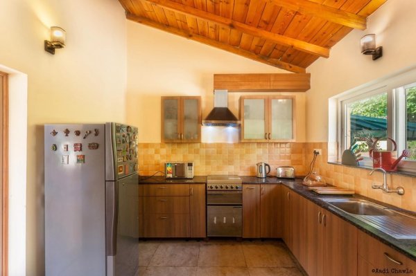 Image Title Goes Here