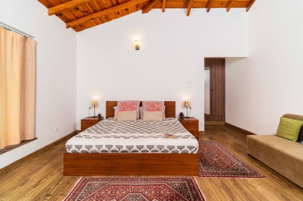 Image Title Goes Here