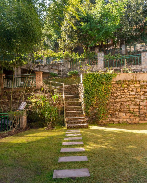 Image Title Goes Here