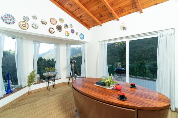 Image Title Goes Here