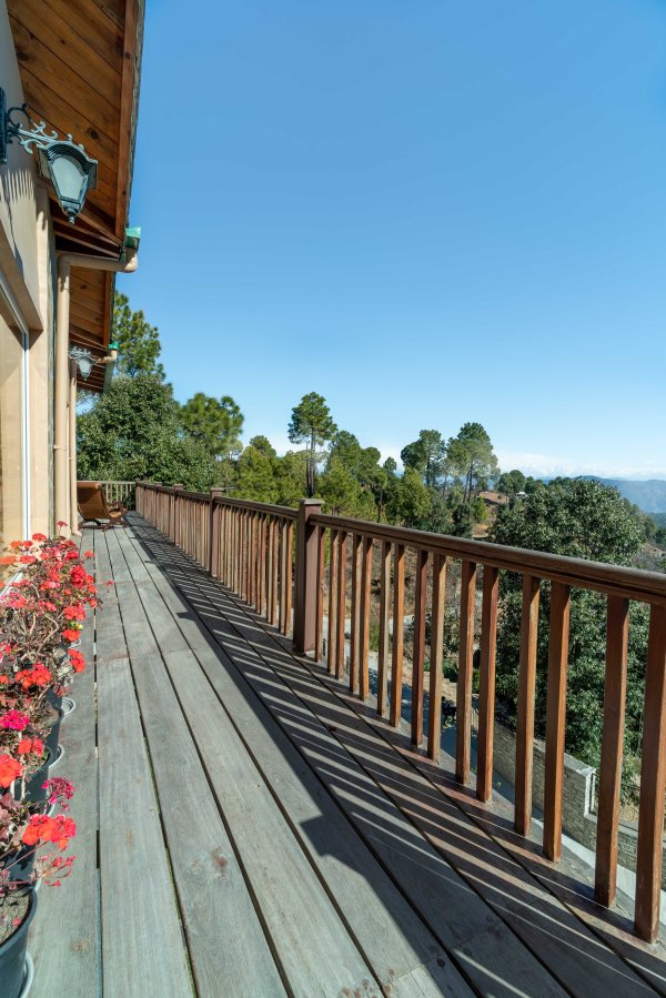 Image Title Goes Here