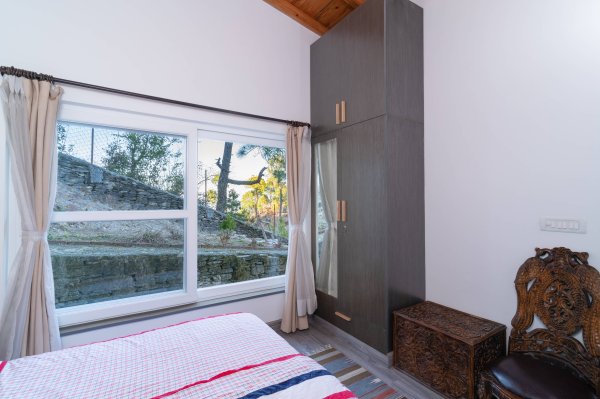 Image Title Goes Here