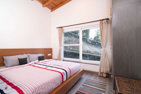 Image Title Goes Here