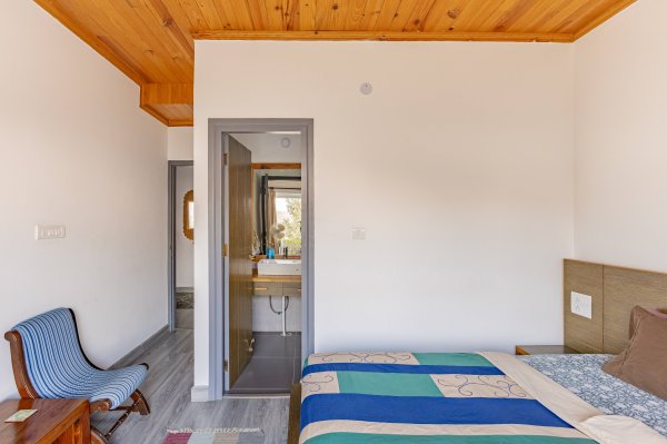 Image Title Goes Here