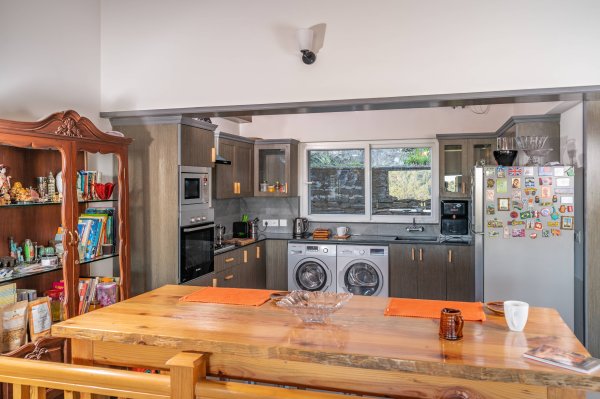 Image Title Goes Here