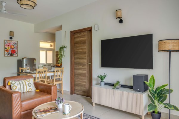 Image Title Goes Here