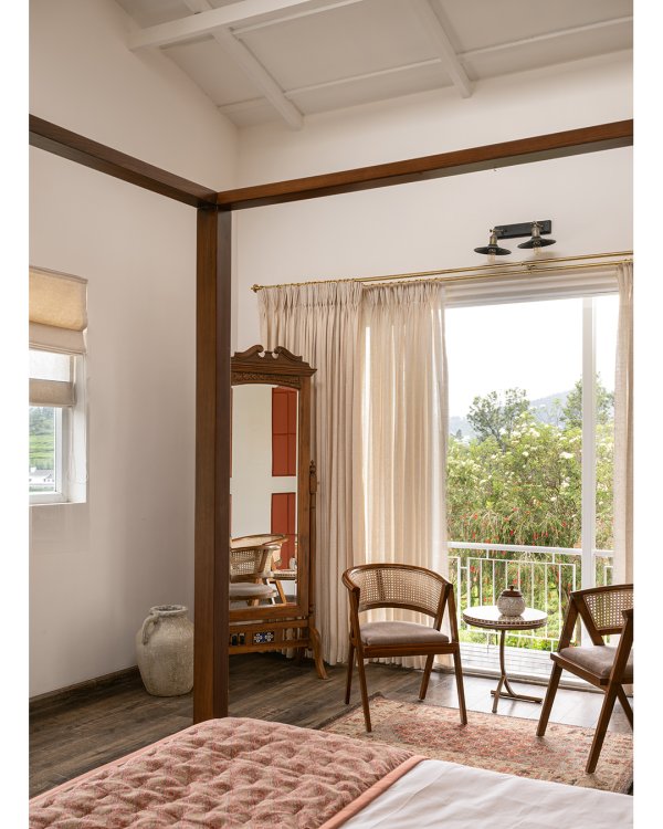 Image Title Goes Here