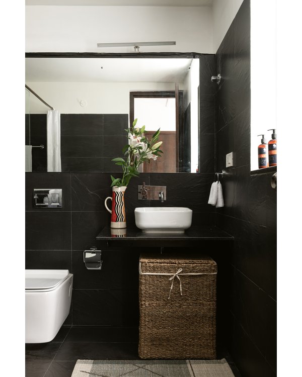 Image Title Goes Here