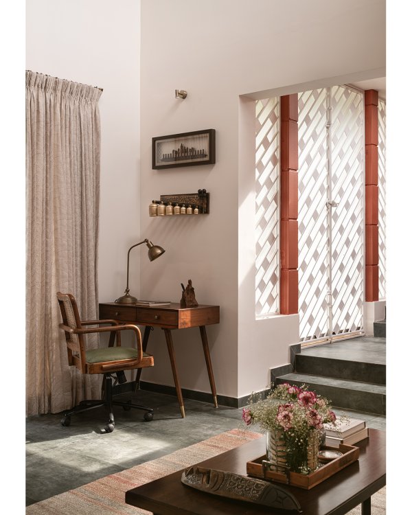 Image Title Goes Here