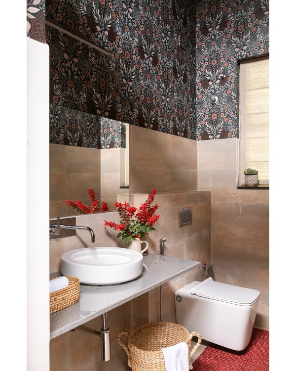 Image Title Goes Here