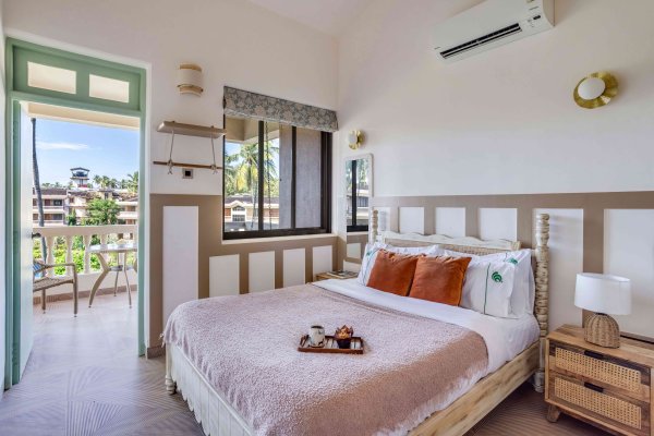 Image Title Goes Here