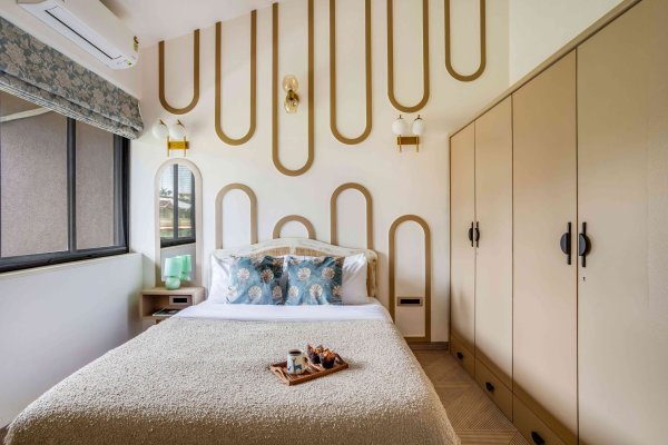 Image Title Goes Here