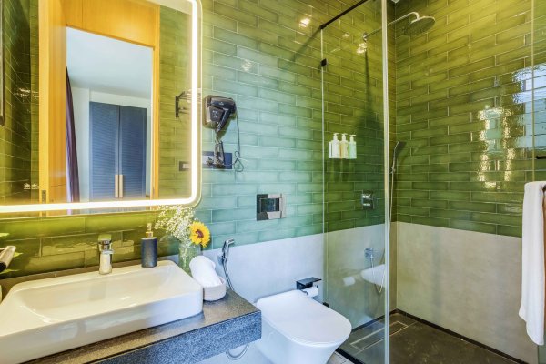 Image Title Goes Here