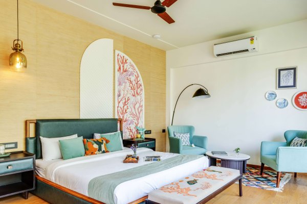 Image Title Goes Here