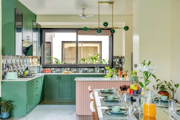 Image Title Goes Here