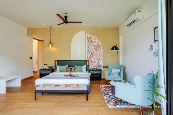 Image Title Goes Here