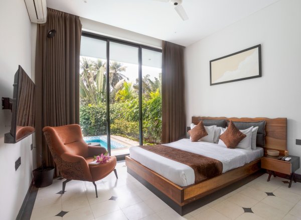 Image Title Goes Here