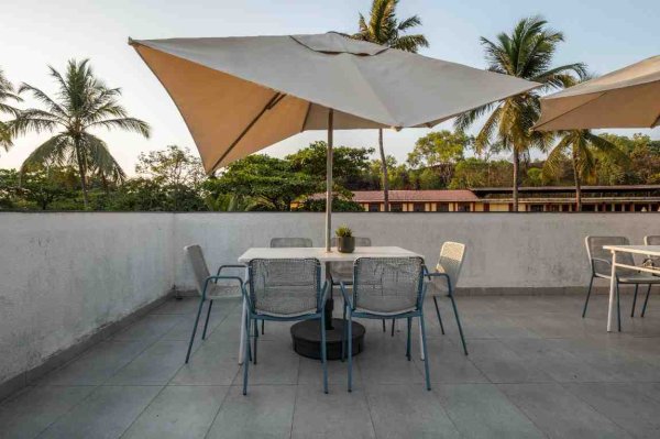 Image Title Goes Here