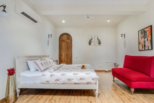 Image Title Goes Here