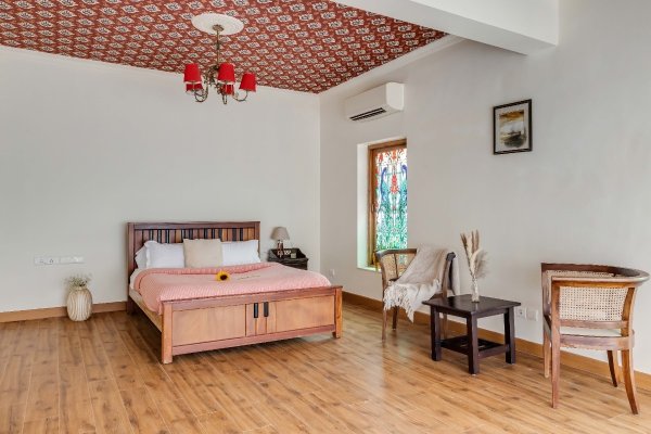 Image Title Goes Here