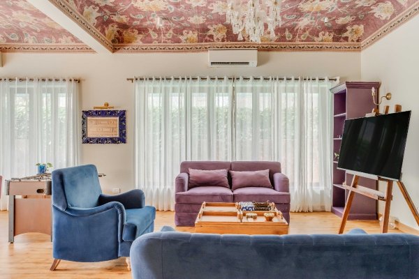 Image Title Goes Here